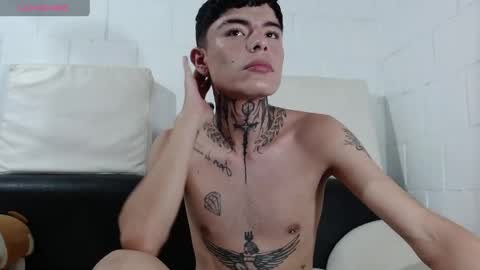 Snapshot of foxbadboy chatting on June 2026 11:50:02 PM foxbadboy online show from June 2026 11:50:02 PM