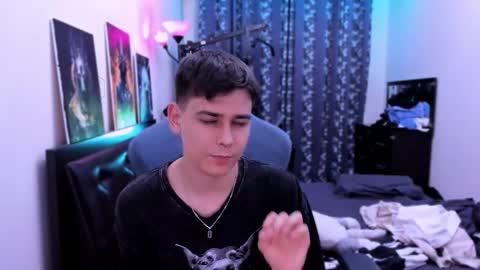 Foxicfu online show from September 2025 05:57:01 PM