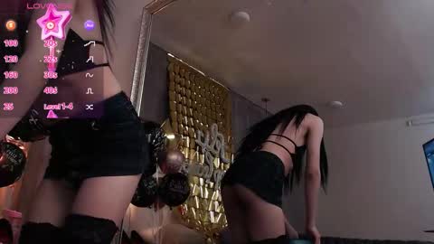 Snapshot of foxxy_dolce chatting on October 2025 04:26:02 PM Foxxy online show from October 2025 04:26:02 PM