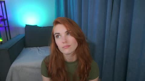 Snapshot of foxy_cute4you chatting on April 2026 06:28:01 PM Eva online show from April 2026 06:28:01 PM