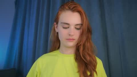 Snapshot of foxy_cute4you chatting on May 2026 06:35:01 PM Eva online show from May 2026 06:35:01 PM