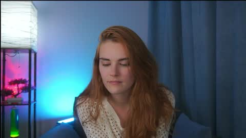 Snapshot of foxy_cute4you chatting on May 2026 07:45:01 PM Eva online show from May 2026 07:45:01 PM