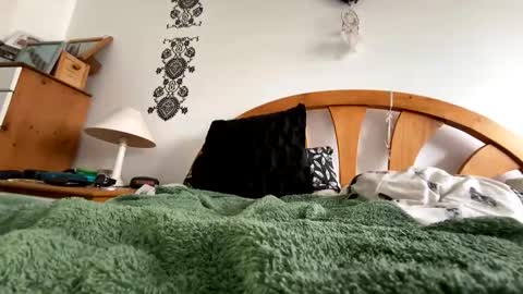 Snapshot of foxy_silver chatting on March 2026 01:37:01 PM foxy_silver online show from March 2026 01:37:01 PM