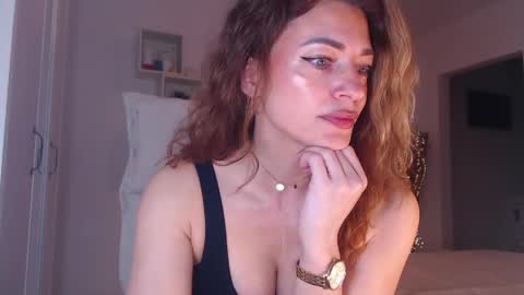 Adela - Single mom. 40 y online show from March 2026 06:36:01 AM