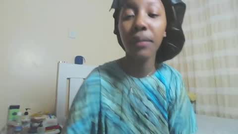 Snapshot of foxyatmidnite chatting on July 2026 02:12:01 PM foxyatmidnite online show from July 2026 02:12:01 PM
