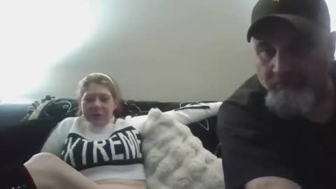 foxyfang online show from March 2025 03:45:01 AM