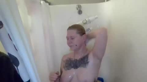 foxyfang online show from November 2025 04:18:02 PM