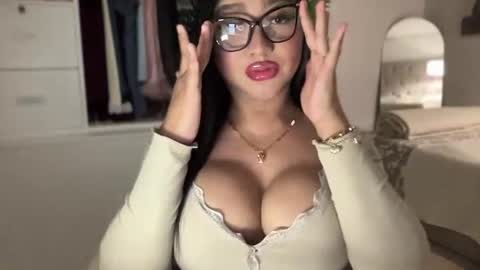 Snapshot of foxyluscious chatting on February 2026 07:14:02 AM Ms Celeste Anne online show from February 2026 07:14:02 AM