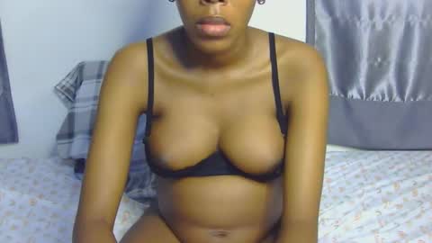 foxypennyy online show from November 2025 09:02:02 PM