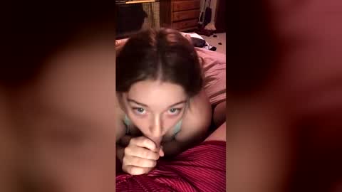 foxyred63 online show from June 2026 10:25:01 PM