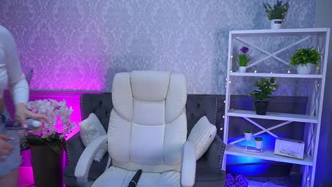 Kate online show from March 2026 09:15:01 PM