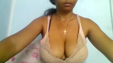 fracisca2204 online show from December 2025 05:04:02 AM