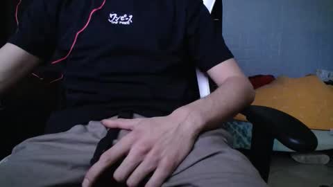 franceghj99 online show from November 2025 08:09:01 PM