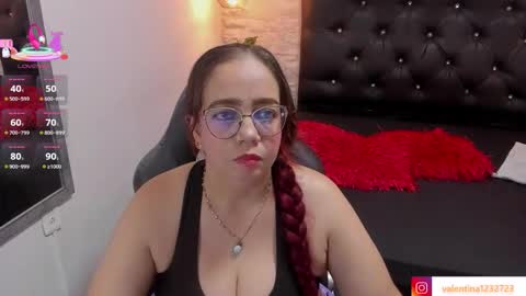          online show from October 2025 02:44:01 AM