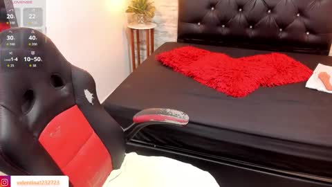          online show from December 2025 03:05:01 AM