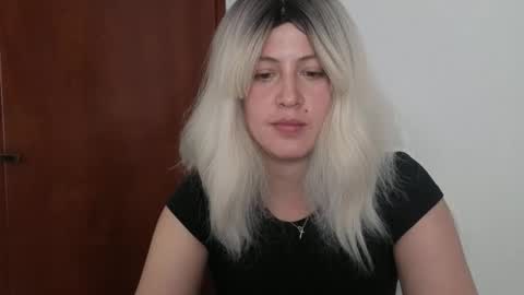 Snapshot of francescaasmith chatting on April 2026 07:41:01 PM Francesca online show from April 2026 07:41:01 PM