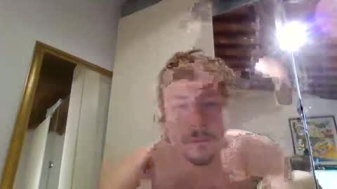 Snapshot of francesco_831115 chatting on September 2025 05:28:01 PM francesco_831115 online show from September 2025 05:28:01 PM