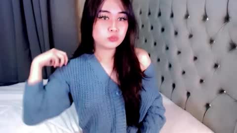 Snapshot of franchesca_fucks chatting on February 2025 08:11:02 PM LOVE online show from February 2025 08:11:02 PM