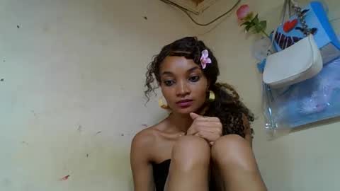 Snapshot of francinoli chatting on June 2026 10:56:02 PM Francinoli online show from June 2026 10:56:02 PM