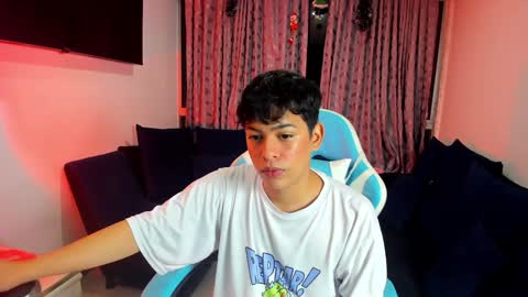 Snapshot of franco_rizzo01 chatting on January 2025 12:27:02 AM frank online show from January 2025 12:27:02 AM