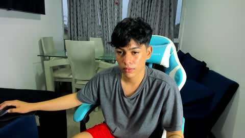 Snapshot of franco_rizzo01 chatting on February 2025 11:02:01 PM frank online show from February 2025 11:02:01 PM