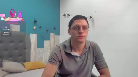 Frank online show from October 2025 07:36:02 PM