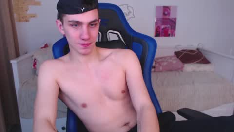 Frank online show from January 2025 05:52:02 AM