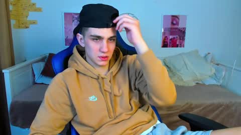 Frank online show from February 2025 08:11:02 AM