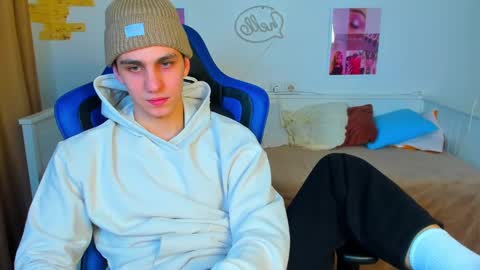 Frank online show from March 2025 09:34:02 AM