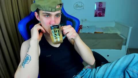 Frank online show from April 2026 04:31:01 AM