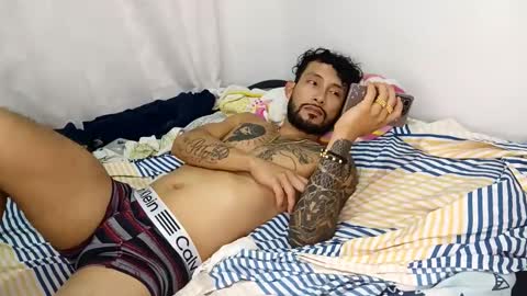 Snapshot of frankdanielsmolano chatting on June 2026 04:45:01 AM frankdanielsmolano online show from June 2026 04:45:01 AM