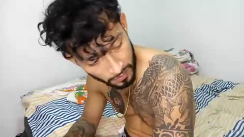 Snapshot of frankdanielsmolano chatting on June 2026 05:17:01 AM frankdanielsmolano online show from June 2026 05:17:01 AM