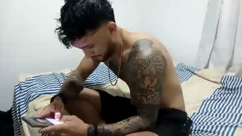 Snapshot of frankdanielsmolano chatting on June 2026 03:42:01 AM frankdanielsmolano online show from June 2026 03:42:01 AM