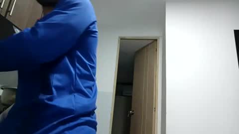 Snapshot of frankdanielsmolano chatting on June 2026 04:22:01 AM frankdanielsmolano online show from June 2026 04:22:01 AM