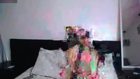 Snapshot of franklinn_23 chatting on November 2025 12:18:02 PM Franklinn 23 online show from November 2025 12:18:02 PM