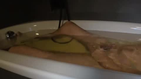 franky84 online show from April 2026 07:41:01 PM