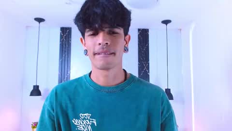 Franvill trato online show from November 2025 12:22:02 AM