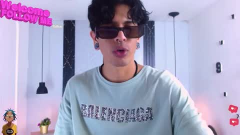 Franvill trato online show from December 2025 07:19:02 PM