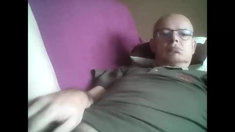 Snapshot of franznaked chatting on November 2025 01:28:02 PM Frantz online show from November 2025 01:28:02 PM