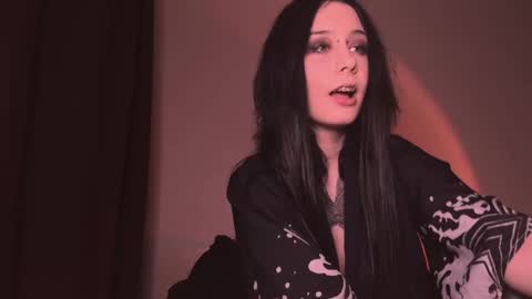 Snapshot of frau_basted chatting on December 2024 03:44:02 PM mistress Bastet and  mintcola online show from December 2024 03:44:02 PM