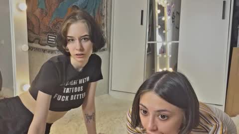 Snapshot of frau_basted chatting on September 2025 07:08:02 PM mistress Bastet and  mintcola online show from September 2025 07:08:02 PM