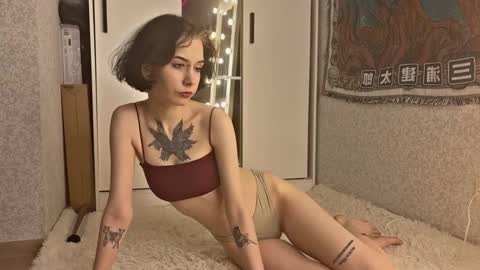 Snapshot of frau_basted chatting on October 2025 11:46:01 PM mistress Bastet and  mintcola online show from October 2025 11:46:01 PM