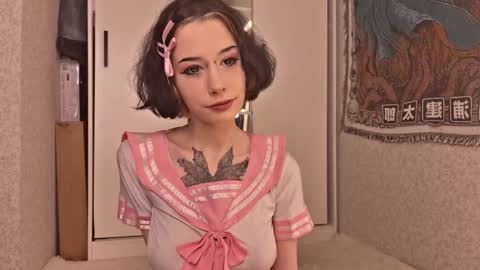 Snapshot of frau_basted chatting on October 2025 03:02:02 PM mistress Bastet and  mintcola online show from October 2025 03:02:02 PM