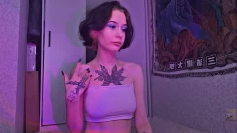 Snapshot of frau_basted chatting on October 2025 04:29:01 PM mistress Bastet and  mintcola online show from October 2025 04:29:01 PM