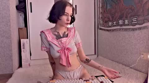 mistress Bastet and  mintcola online show from November 2025 08:03:01 AM