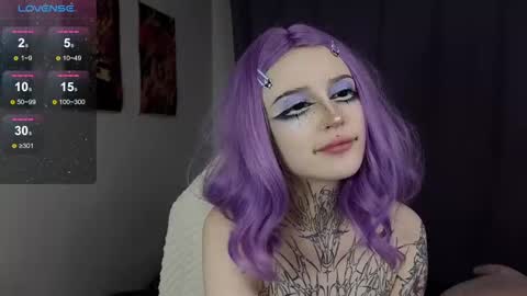 Snapshot of fraulein_mooon chatting on December 2024 11:39:01 PM Asya UwU online show from December 2024 11:39:01 PM