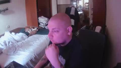 freak_azoid online show from June 2026 09:47:02 AM