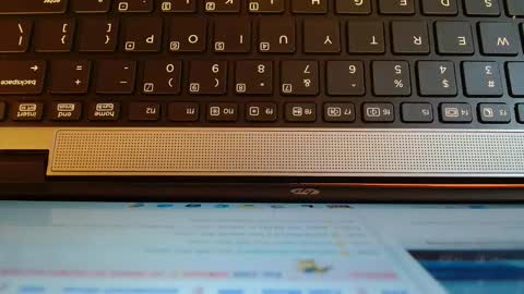 Snapshot of freaky_ass chatting on November 2025 09:04:01 AM Berry online show from November 2025 09:04:01 AM