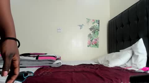 Snapshot of freaky_bad_girl chatting on February 2025 09:02:01 AM Sandra online show from February 2025 09:02:01 AM