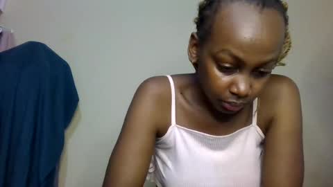 Snapshot of freaky_beauty chatting on July 2026 04:50:02 PM freaky_beauty online show from July 2026 04:50:02 PM